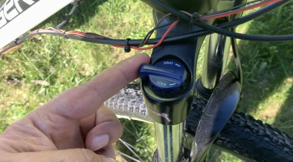 Электровелосипед, карбоновая рама 1,5(кВт)