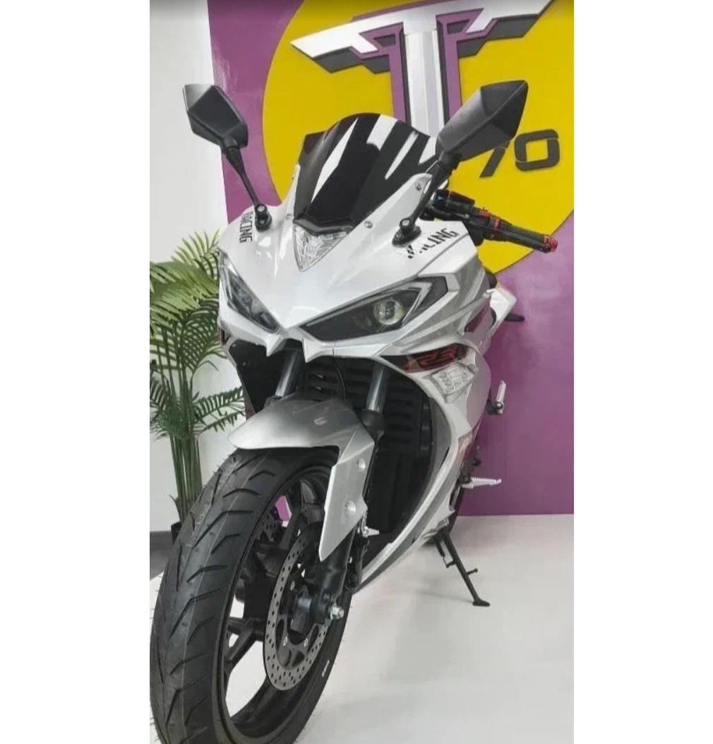 Электромотоцикл Yamaha R3E