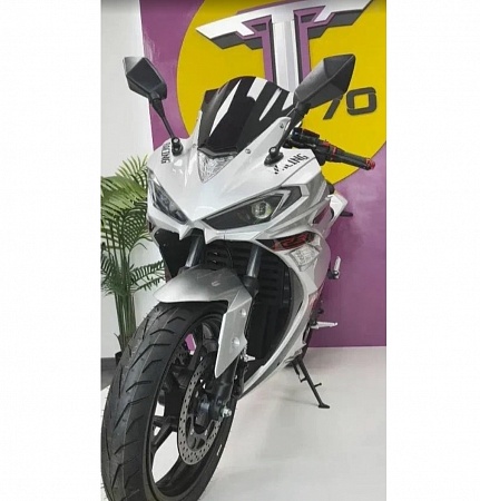 Электромотоцикл Yamaha R3E